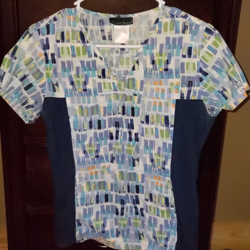 Scrub top